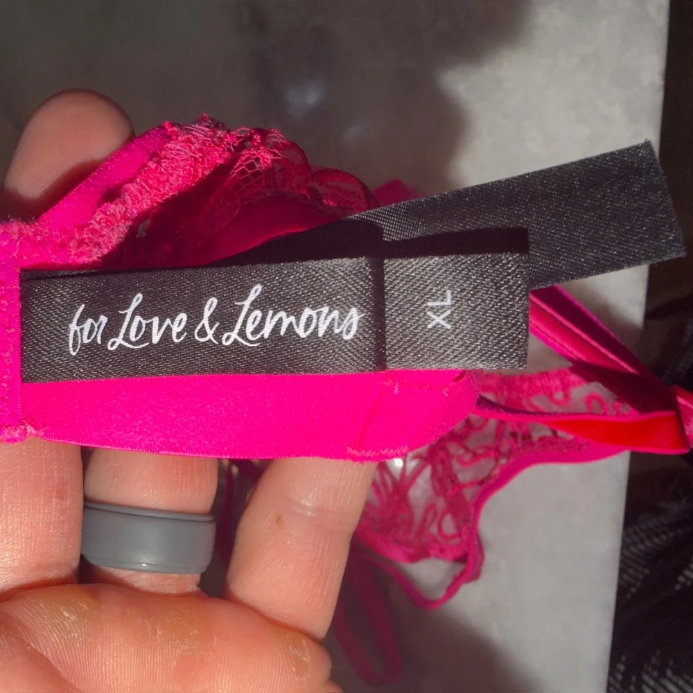For Love & Lemons Neon Pink Embroidered Strappy Underwire Bra XL SKBR1542-FA21‎